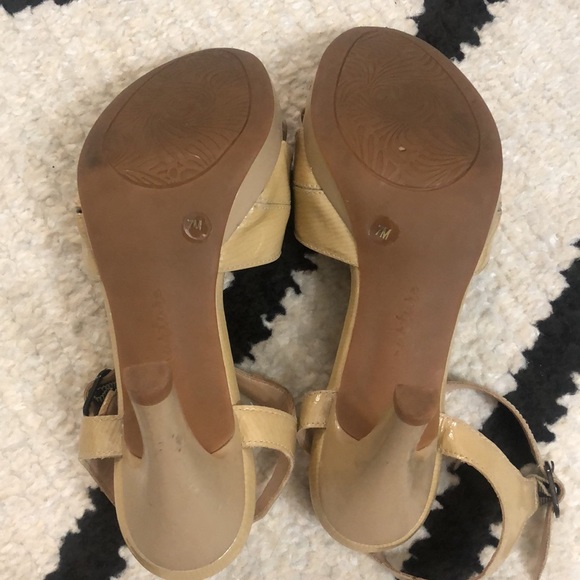 Nurture Beige Heeled Dress Sandals 7M - Picture 8 of 12